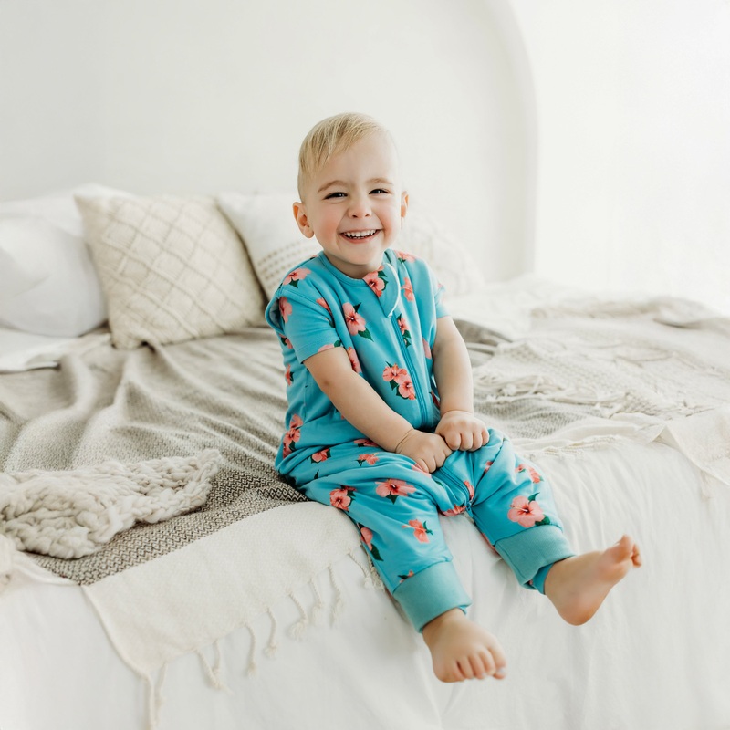 Sleep Bag Walker in Hibiscus 1.0