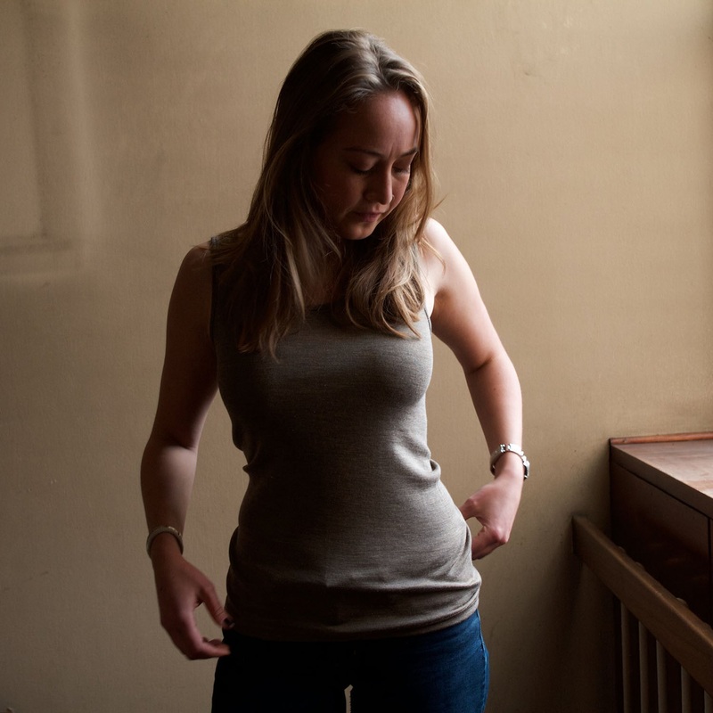 Womens Merino Wool & Silk Sleeveless Top – Walnut
