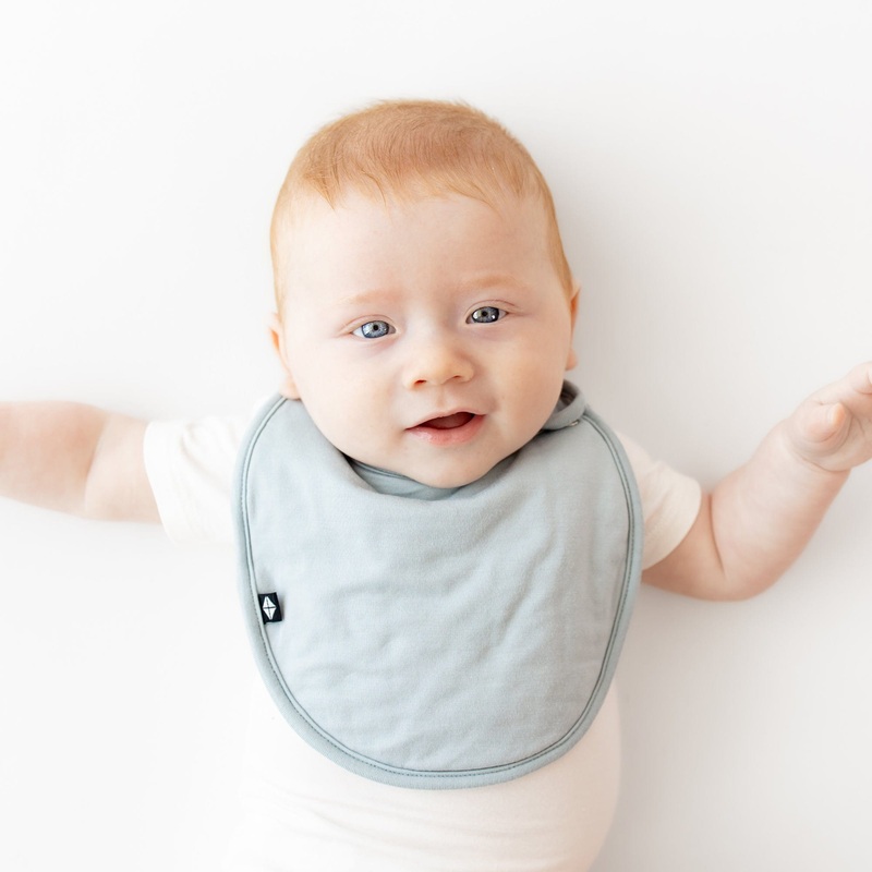 Cushy Bib in Fog
