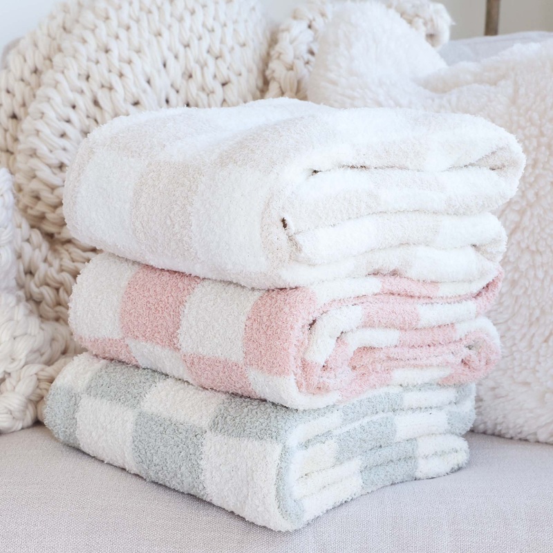 CuddleLane Luxe Blankets | Check