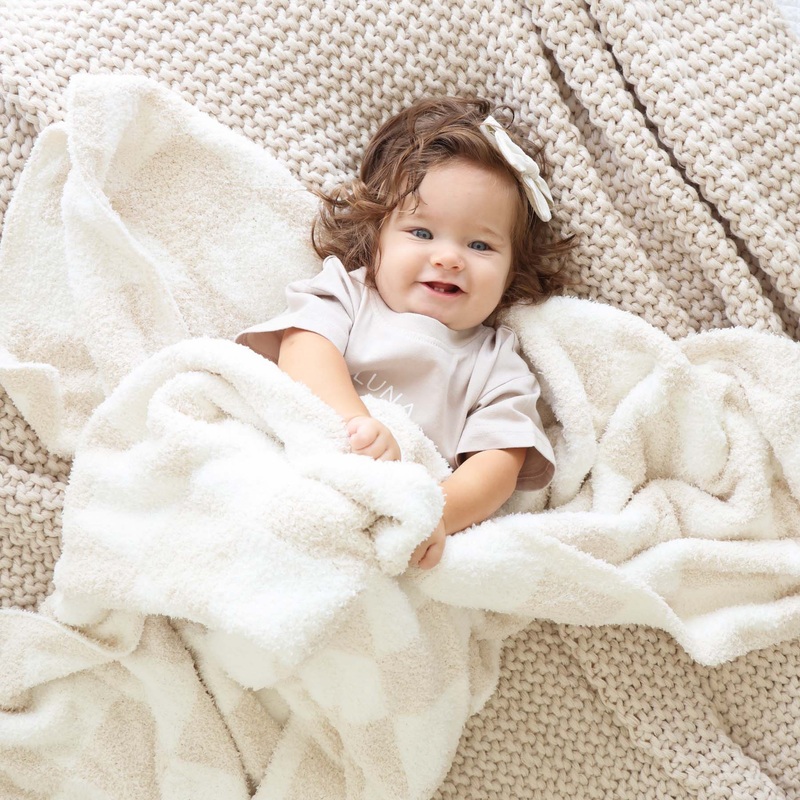 CuddleLane Luxe Blankets | Toffee Check